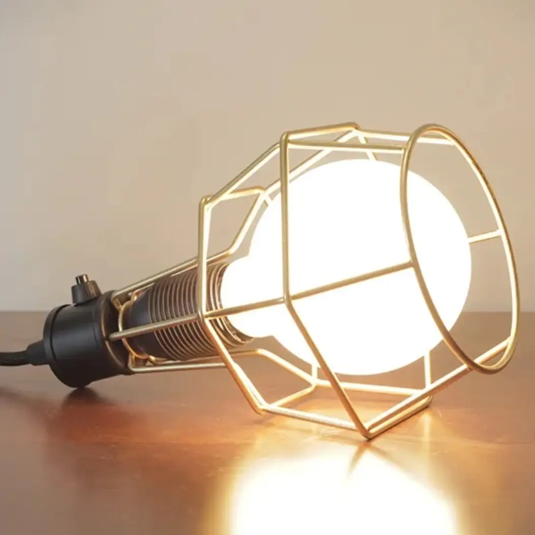 Abajur Pucon Aramado Pintura Golden Art